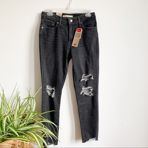 Levi's Denim - Levi’s Black 721 High Rise Skinny Jeans Size 29